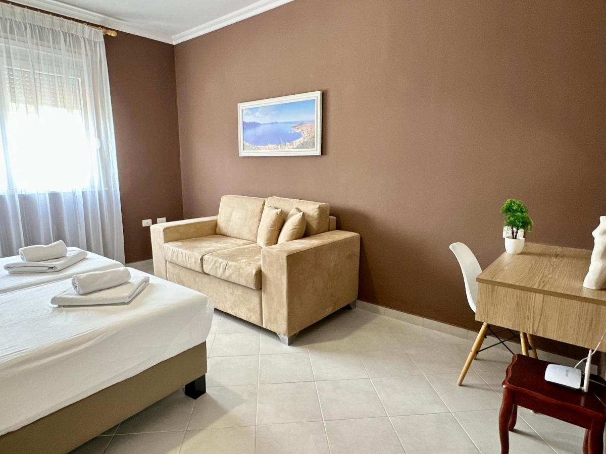 Family Suite Residence Vlorë Exterior foto
