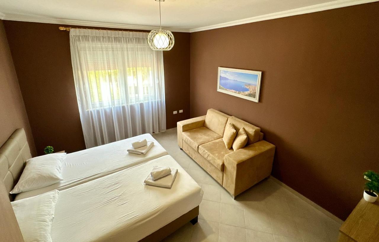 Family Suite Residence Vlorë Exterior foto